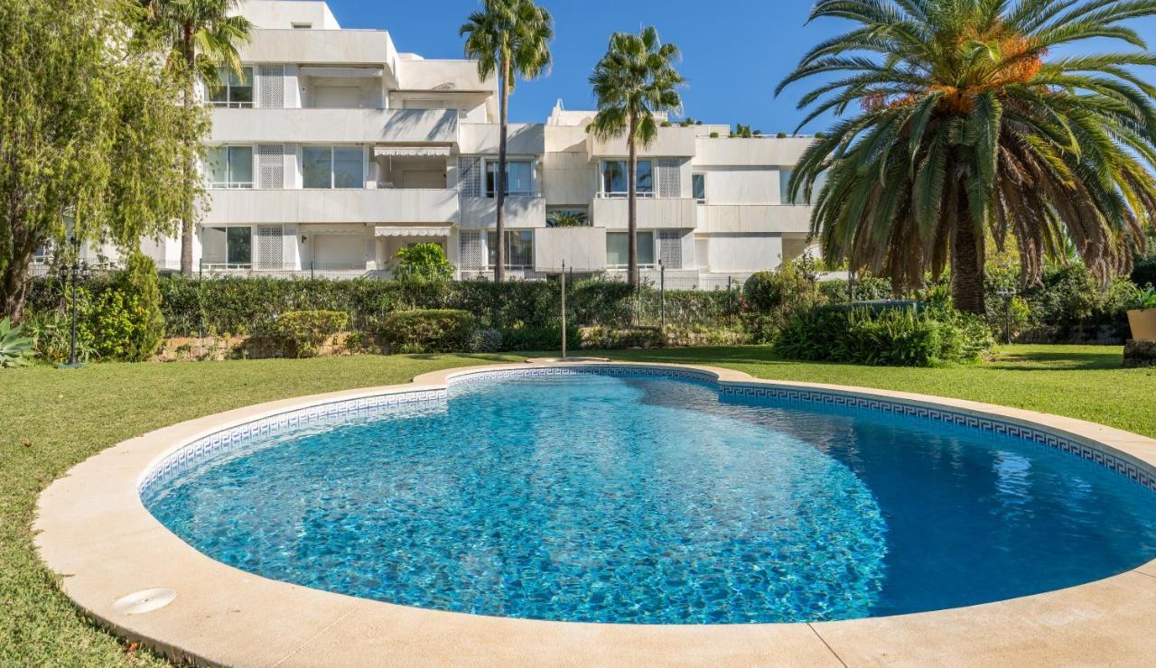 Glamorous 3br Penthouse Mins To Puerto Banus W/terrace
